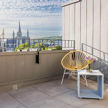 Poha House Theaterplatz